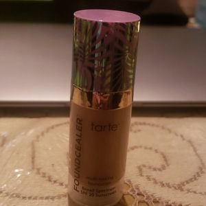 Tarte travel size foundcealer
